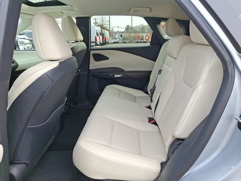 Used 2024 Lexus RX 350 AWD image 10