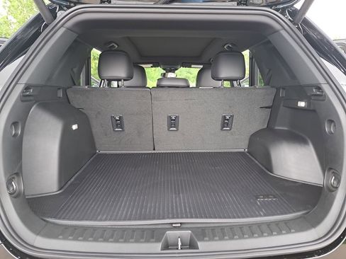 New 2026 GMC Terrain AT4 w/ LPO, Floor Liner Package AWD/4WD image 13