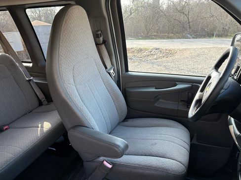 Used 2013 Chevrolet Express 3500 LT w/ LT Preferred Equipment Group image 16