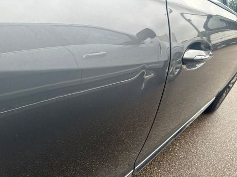 Used 2018 Buick LaCrosse Essence w/ Sun and Shade Package FWD image 12