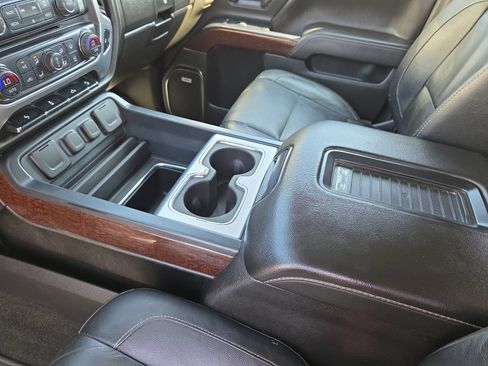 Used 2018 GMC Sierra 1500 SLT w/ SLT Premium Package AWD/4WD image 10