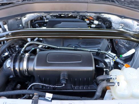 Used 2020 Ford Explorer Limited RWD image 44