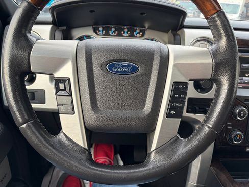 Used 2014 Ford F150 Platinum image 28