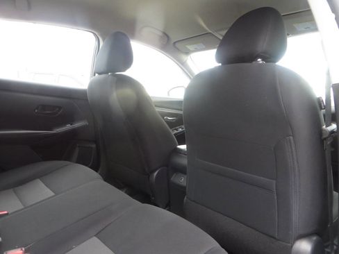 Used 2025 Nissan Sentra SV w/ Trunk Package FWD image 38