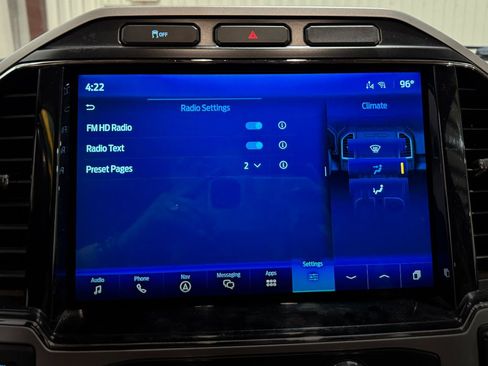 Used 2022 Ford F250 Lariat w/ Lariat Value Package AWD/4WD image 13