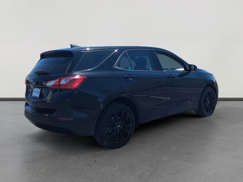 Used 2019 Chevrolet Equinox LS FWD image 5