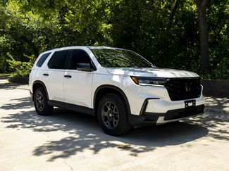 Used 2024 Honda Pilot TrailSport video 2