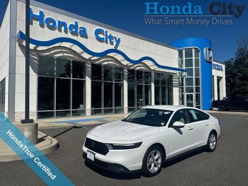 Certified 2023 Honda Accord LX image 1