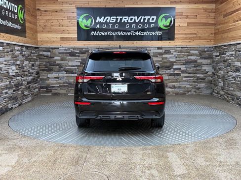Used 2023 Mitsubishi Outlander SE Black Edition AWD/4WD image 8