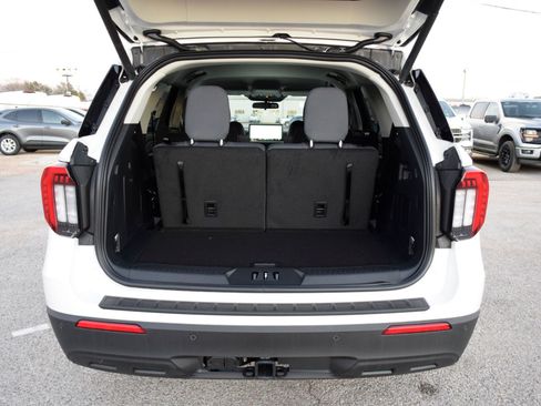 New 2026 Ford Explorer Active image 22