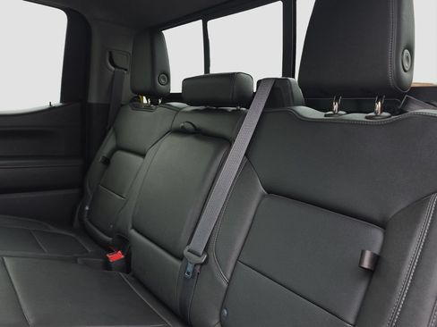 Used 2021 GMC Sierra 1500 SLT w/ SLT Premium Package AWD/4WD image 12