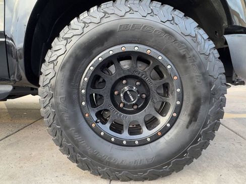 Used 2013 Ford F150 Raptor w/ Luxury Equipment Group image 19