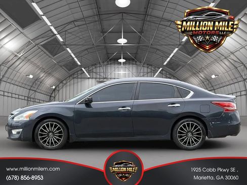 Used 2013 Nissan Altima 2.5 S FWD image 8
