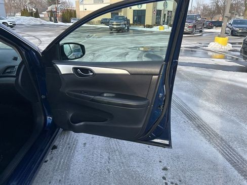 Used 2019 Nissan Sentra S FWD image 14