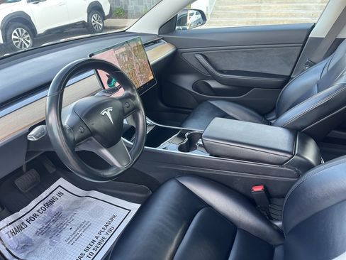 Used 2018 Tesla Model 3 Long Range image 11