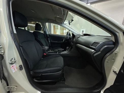 Used 2014 Subaru Crosstrek 2.0i Premium AWD/4WD image 24