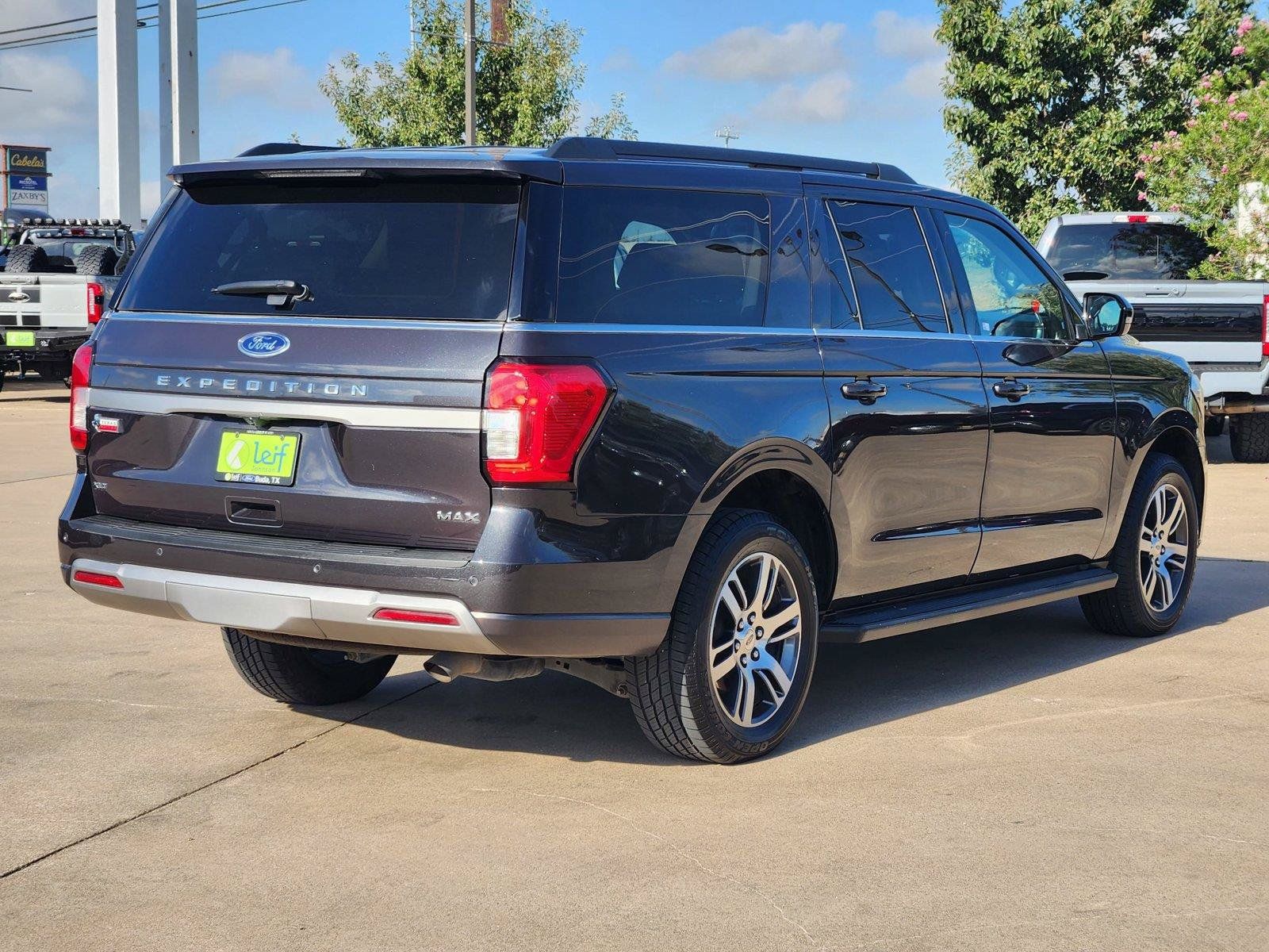 Used 2024 Ford Expedition Max XLT RWD image 5