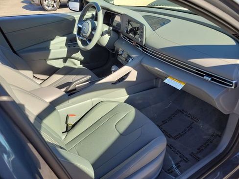 New 2026 Hyundai Elantra Sport FWD image 17