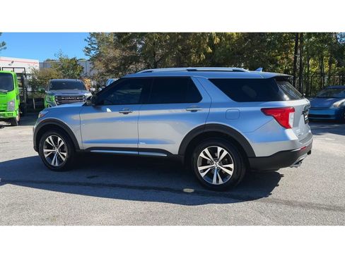 Used 2020 Ford Explorer Platinum w/ Premium Technology Package image 6