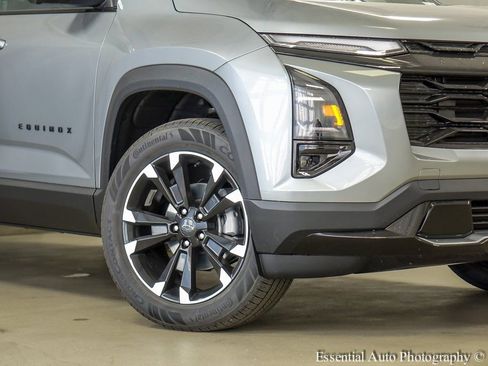 New 2026 Chevrolet Equinox RS w/ Convenience Package III AWD/4WD image 4