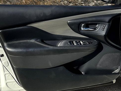 Used 2018 Nissan Murano SL w/ Moonroof Package image 22