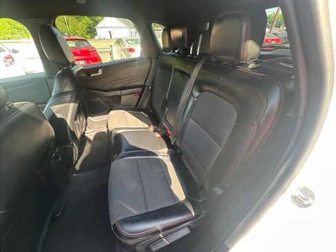 Used 2023 Ford Escape ST-Line Select w/ Tech Pack #1 AWD/4WD image 9