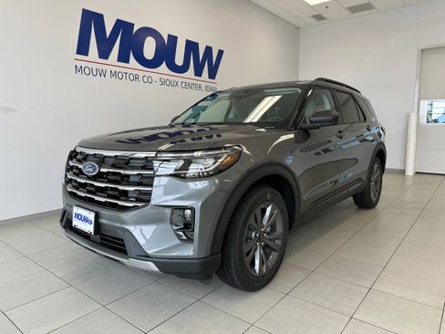 New 2026 Ford Explorer Active AWD/4WD image 32