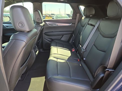 Used 2024 Cadillac XT5 Luxury image 10