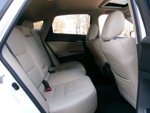 Used 2013 Honda Crosstour EX-L image 18