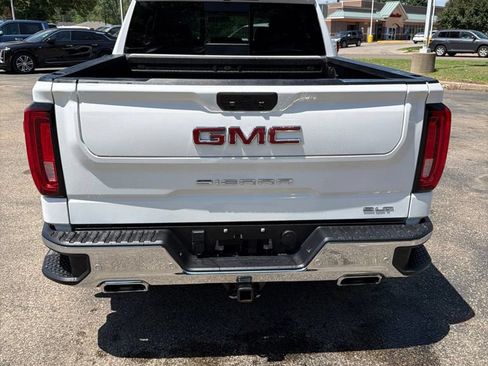 Used 2020 GMC Sierra 1500 SLT w/ SLT Premium Plus Package AWD/4WD image 8