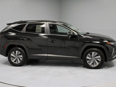 Used 2023 Hyundai Tucson Blue AWD/4WD image 12