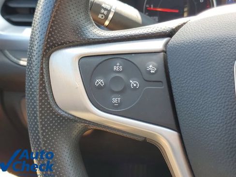 Used 2023 GMC Acadia SLE w/ Driver Convenience Package FWD image 24