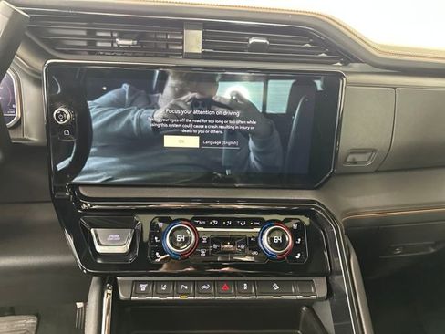 Used 2024 GMC Sierra 2500 AT4 w/ AT4 Premium Plus Package image 21