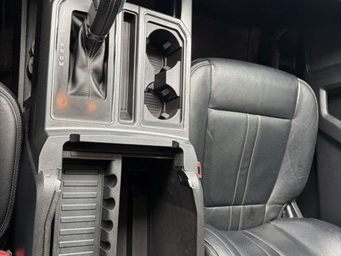Used 2018 Ford F150 XLT w/ Equipment Group 302A Luxury image 19