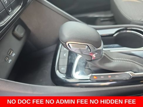 Used 2024 Buick Encore GX Preferred FWD image 24