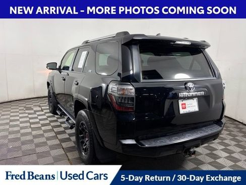 Certified 2022 Toyota 4Runner SR5 Premium w/ TRD Black Wheel Package (TMS) AWD/4WD image 4
