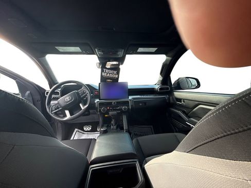 Used 2024 Toyota Tacoma TRD Sport w/ TRD Sport Upgrade Package image 11