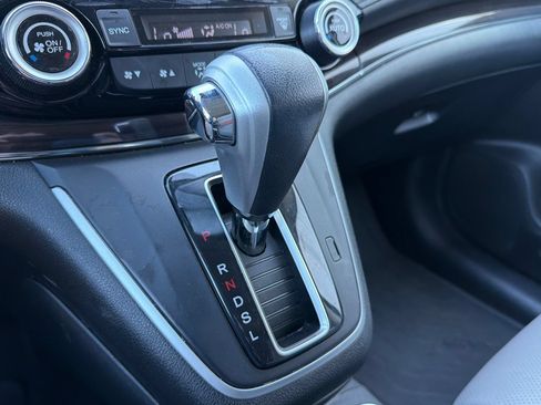 Used 2016 Honda CR-V Touring image 21