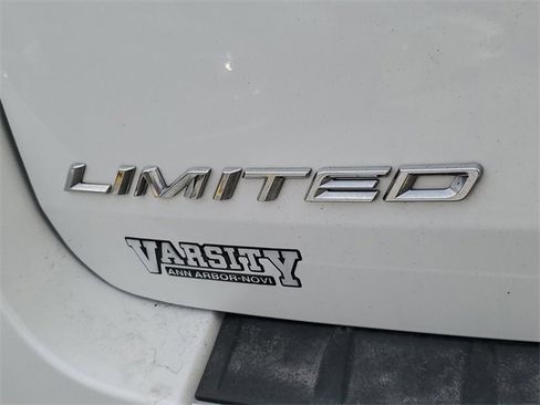 Certified 2023 Ford Explorer Limited w/ Limited Technology Package image 7