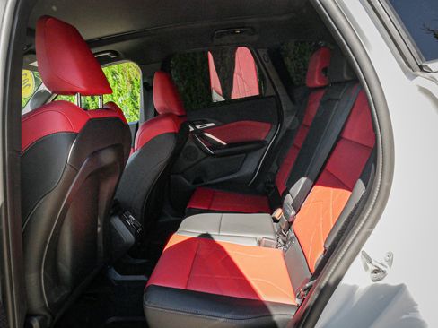 Used 2025 BMW X1 xDrive28i w/ Convenience Package image 31