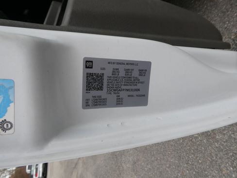 Used 2021 Chevrolet Express 2500 w/ Driver Convenience Package image 13