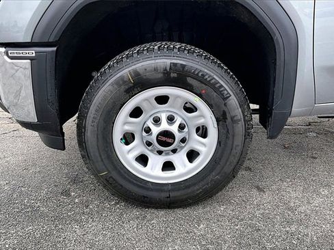 New 2026 GMC Sierra 2500 Pro w/ Convenience Package image 12