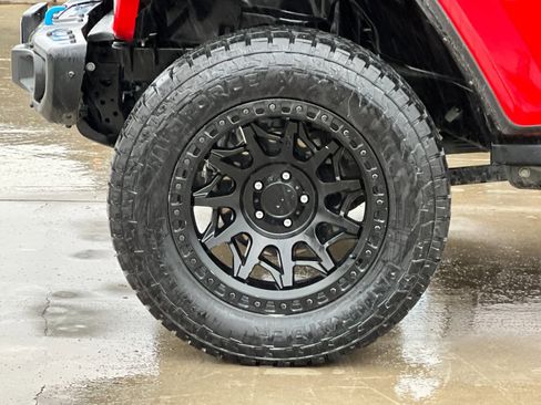 Used 2021 Jeep Wrangler Unlimited Rubicon 4xe w/ Steel Bumper Group image 28