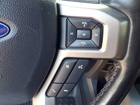 Used 2022 Ford F250 Platinum AWD/4WD image 22