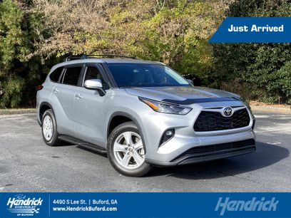 Used 2024 Toyota Highlander LE