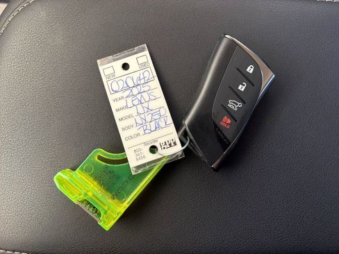 Used 2025 Lexus NX 250 FWD w/ Cold Area Package image 36