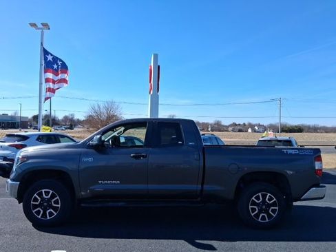 Used 2019 Toyota Tundra SR5 w/ TRD Off Road Package AWD/4WD image 6
