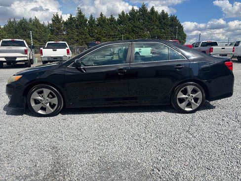 Used 2012 Toyota Camry SE w/ Convenience Pkg image 8