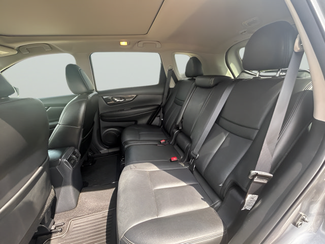 Used 2018 Nissan Rogue SL AWD/4WD image 28