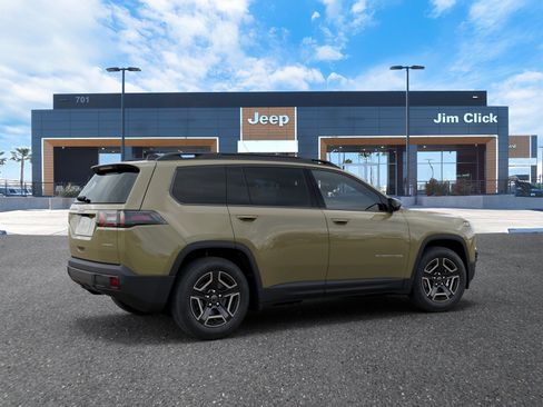 New 2026 Jeep Cherokee Laredo image 4